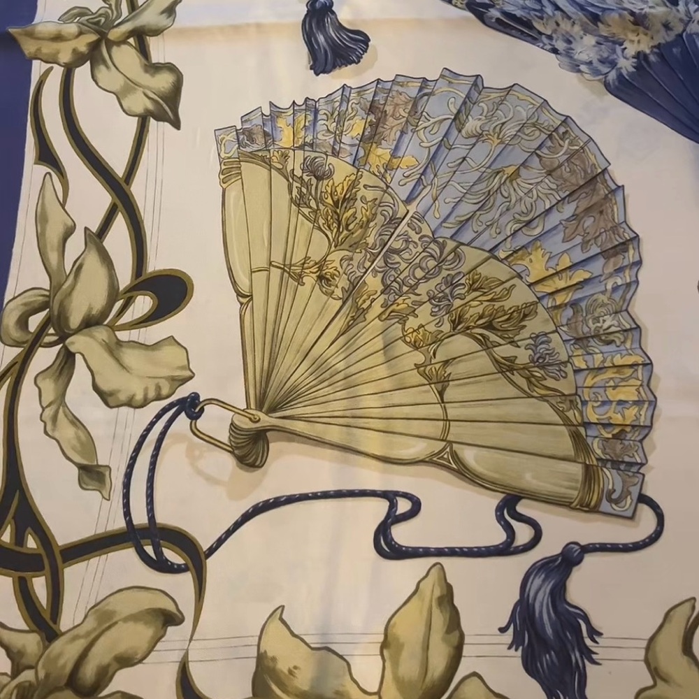 Hermès 1967 “Belle Époque” Silk Carré Scarf – Françoise de la Perrière - Picture 4 of 5